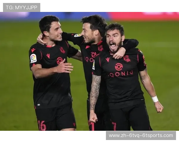 维尼修斯双响助皇马3-2逆转马竞巴尔韦德关键破门却染红